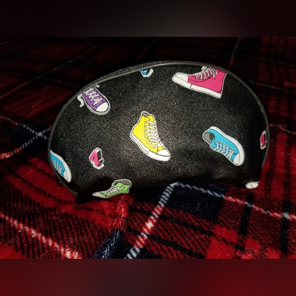 Makeup bag